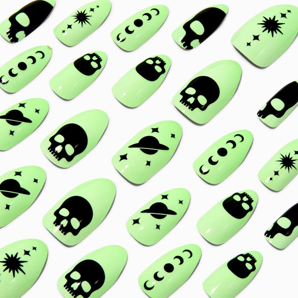 Green‎ Glow in the Dark Celestial Stiletto Vegan Faux Nail Set - 24 Pack